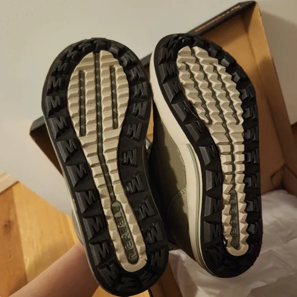 Merelle snow bank 2.0 boots size 12M - Picture 4 of 6